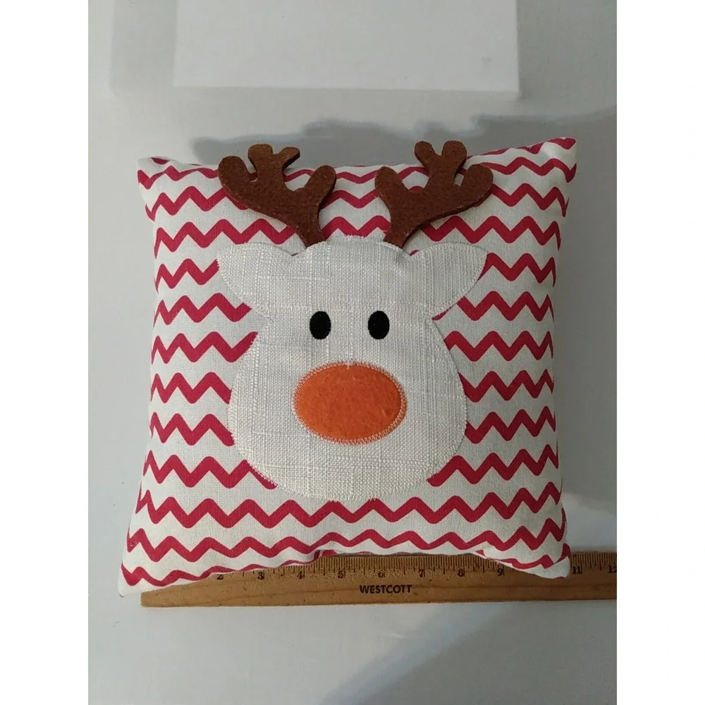 Dimensional Reindeer Red Zig Zag Background 10